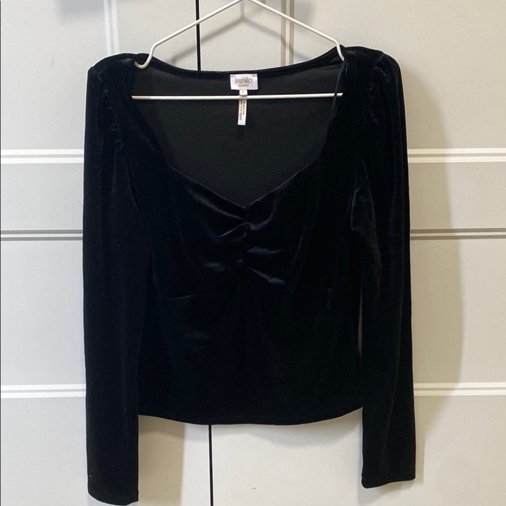 Chinese Laundry Black Ruched Long Sleeve Crop Blouse